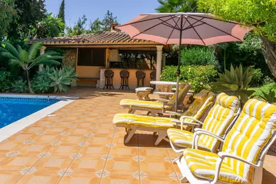 Detached Villa in El Paraiso