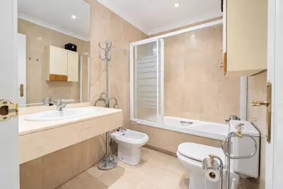 Middle Floor Apartment in Marbella