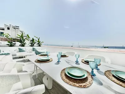 Middle Floor Apartment in Puerto Banús