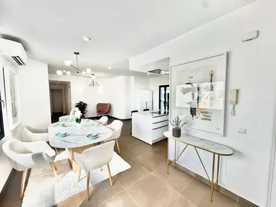Middle Floor Apartment in Puerto Banús