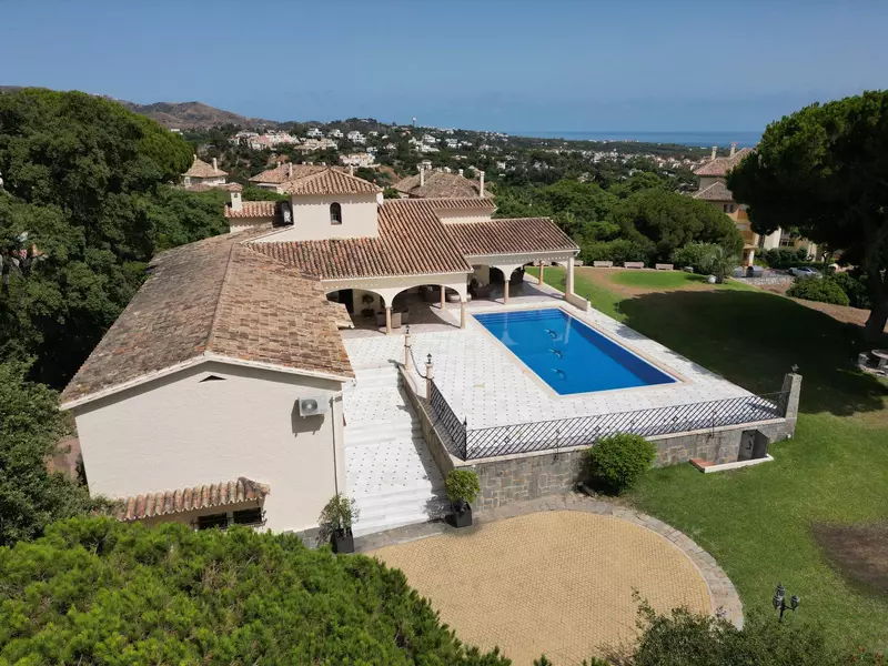 Detached Villa in Elviria