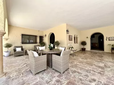 Detached Villa in Elviria