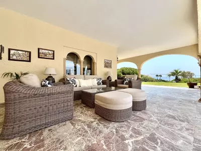 Detached Villa in Elviria