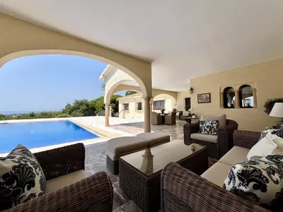 Detached Villa in Elviria