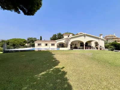 Detached Villa in Elviria