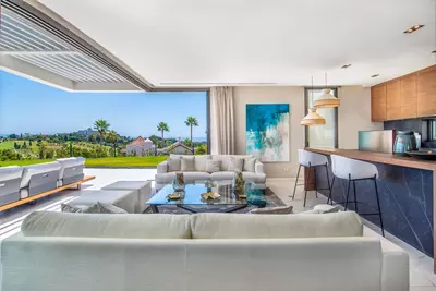 Ground Floor Apartment in El Paraiso