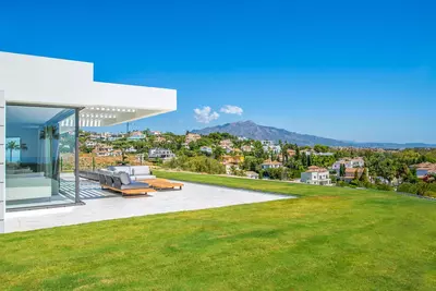 Ground Floor Apartment in El Paraiso