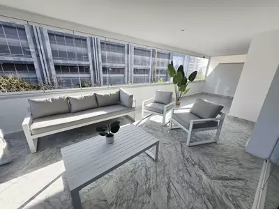 Middle Floor Apartment in Puerto Banús