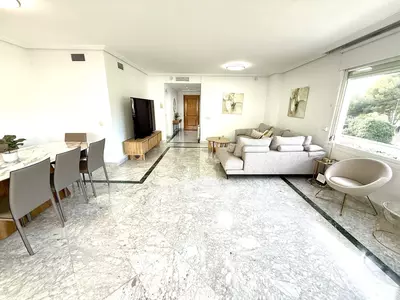 Middle Floor Apartment in Puerto Banús