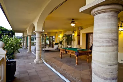 Detached Villa in Nueva Andalucía