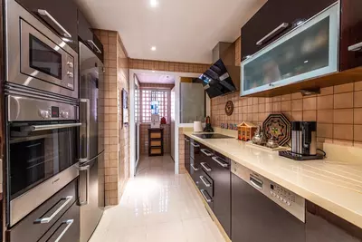 Middle Floor Apartment in Nueva Andalucía