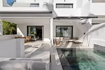 Duplex in El Paraiso