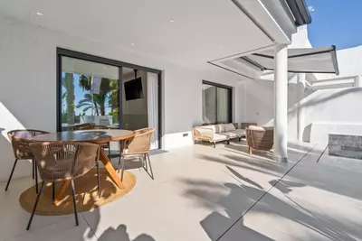 Duplex in El Paraiso