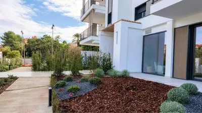 Middle Floor Apartment in Estepona