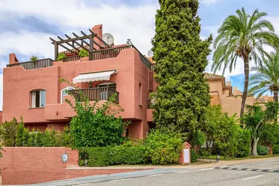 Townhouse in Nueva Andalucía