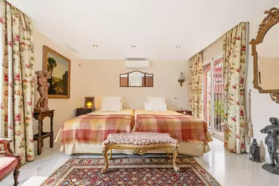 Townhouse in Nueva Andalucía