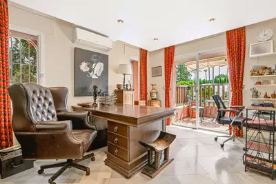 Townhouse in Nueva Andalucía