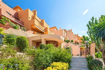 Townhouse in Nueva Andalucía