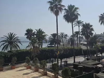 Middle Floor Apartment in Marbella