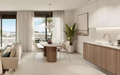Middle Floor Apartment in Estepona