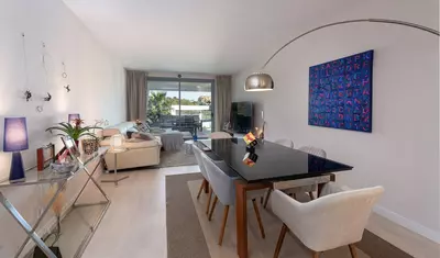 Middle Floor Apartment in Selwo