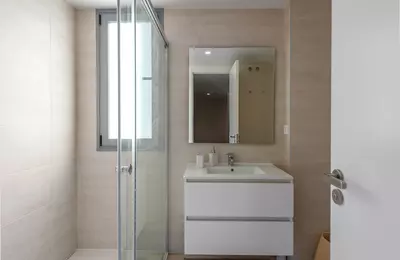 Middle Floor Apartment in Selwo
