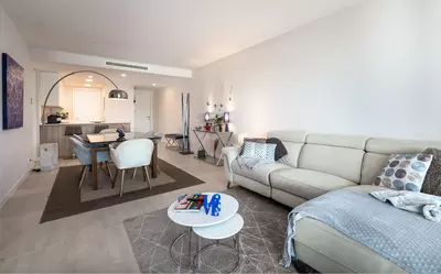Middle Floor Apartment in Selwo
