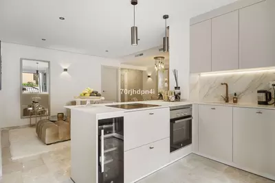Ground Floor Apartment in Nueva Andalucía