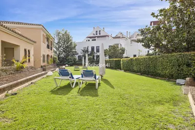 Ground Floor Apartment in Nueva Andalucía