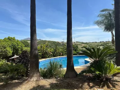 Middle Floor Apartment in Casares Playa