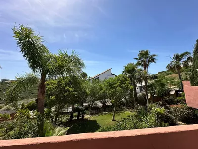 Middle Floor Apartment in Casares Playa