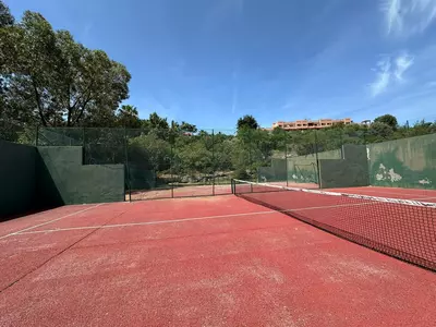Middle Floor Apartment in Casares Playa