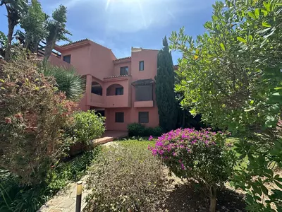 Middle Floor Apartment in Casares Playa