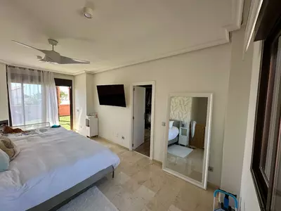 Middle Floor Apartment in Casares Playa