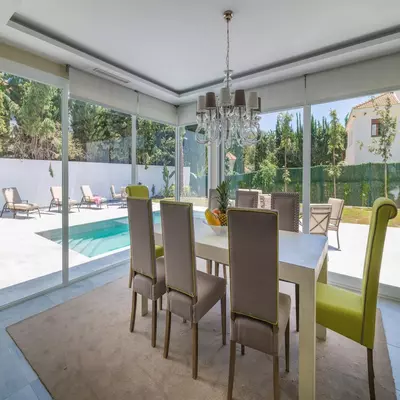 Detached Villa in Nueva Andalucía