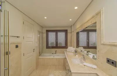 Penthouse in Estepona