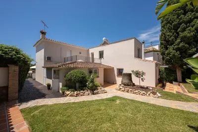 Detached Villa in Río Real