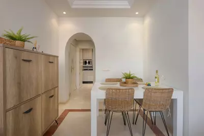 Middle Floor Apartment in Elviria