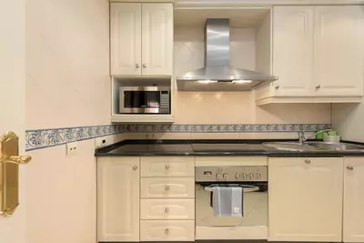 Middle Floor Apartment in Elviria