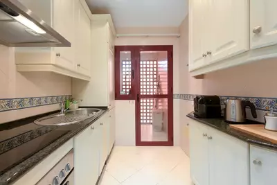 Middle Floor Apartment in Elviria