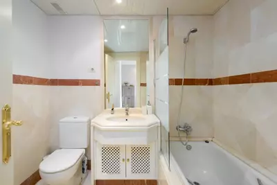 Middle Floor Apartment in Elviria