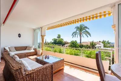 Townhouse in El Paraiso