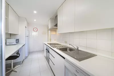 Middle Floor Apartment in Puerto Banús