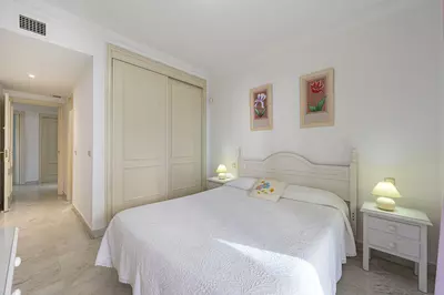Middle Floor Apartment in Puerto Banús
