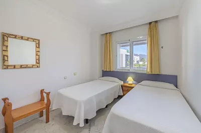 Middle Floor Apartment in Puerto Banús