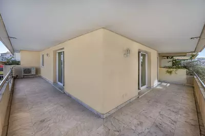 Middle Floor Apartment in Puerto Banús
