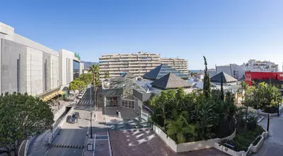 Middle Floor Apartment in Puerto Banús