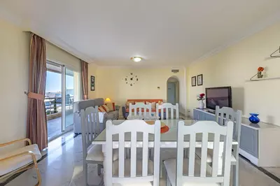 Middle Floor Apartment in Puerto Banús