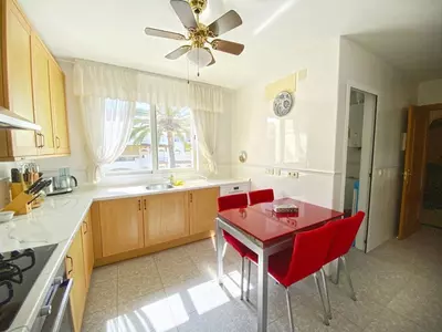 Middle Floor Apartment in Marbella