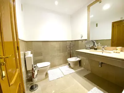 Middle Floor Apartment in Marbella